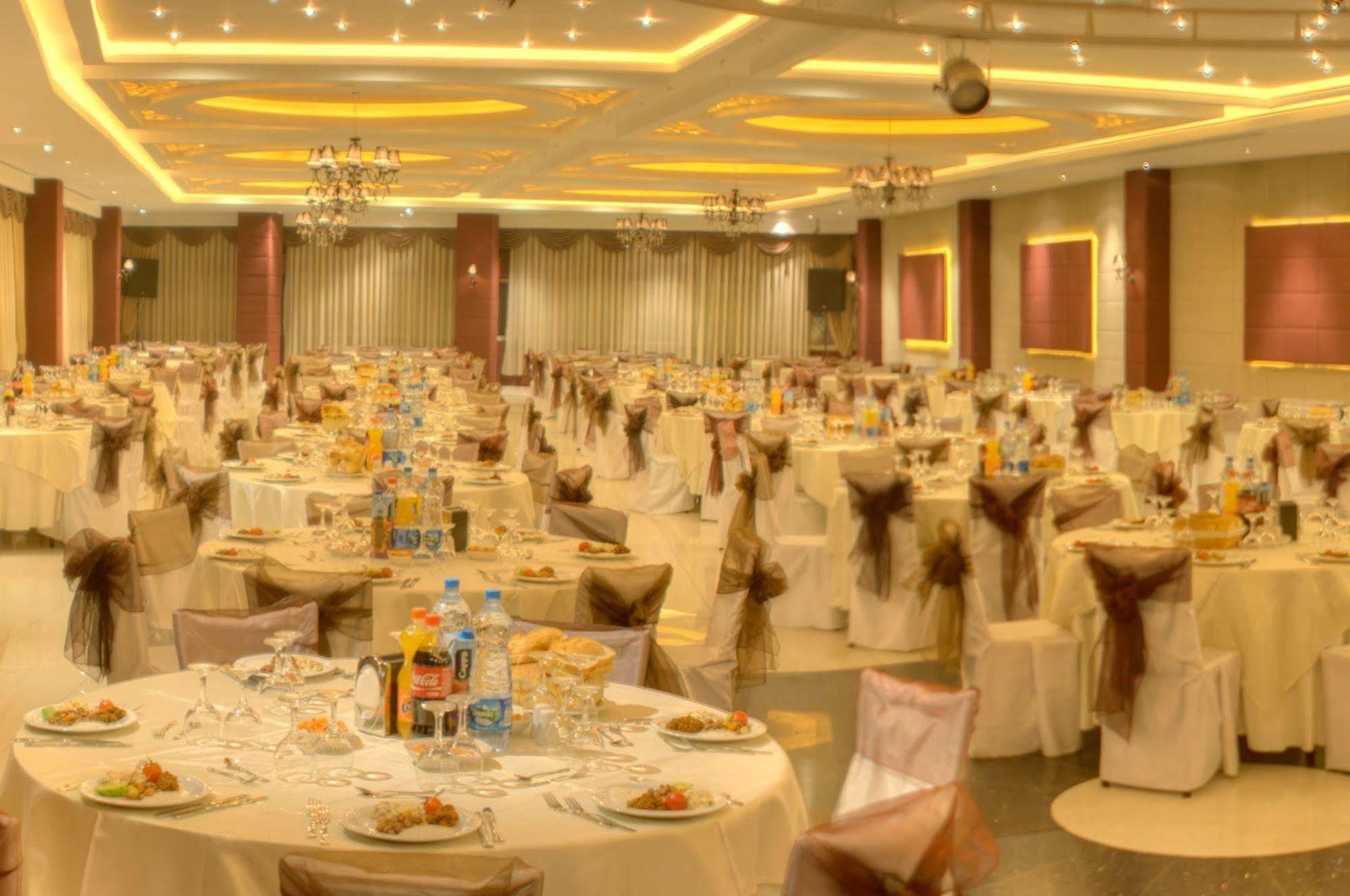 Ozpark Hotel Akşehir Exterior foto